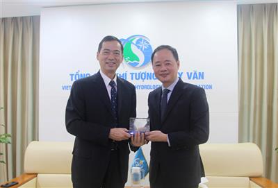 Tổng cục trưởng Tổng cục KTTV Trần Hồng Thái tiếp Thư ký Ủy ban Bão quốc tế